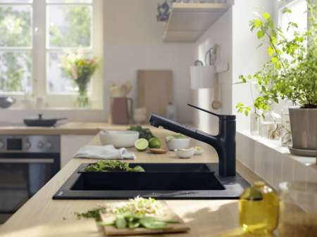 Смеситель для кухни hansgrohe Zesis M33 74803670 черный матовый