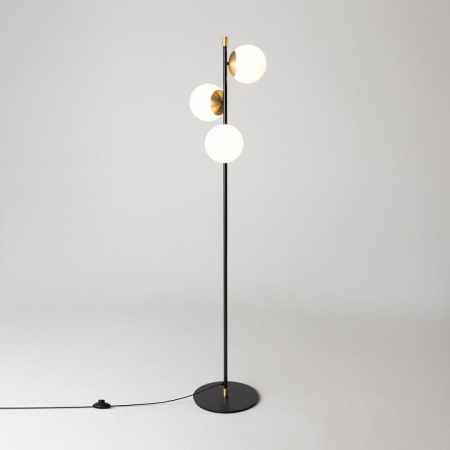 Торшер Maytoni Ностальгия MOD048FL-03G