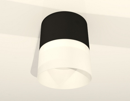 Накладной светильник Ambrella Light XS XS8111002