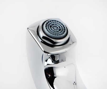 Смеситель для ванны hansgrohe Metris Classic 31478000