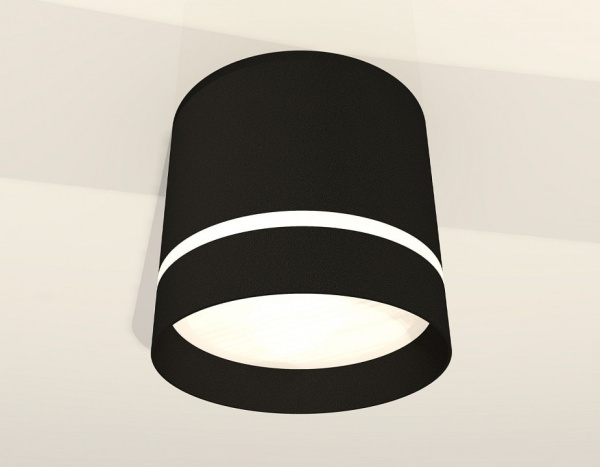 Накладной светильник Ambrella Light XS XS8111006