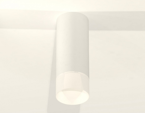 Накладной светильник Ambrella Light XS XS7442016