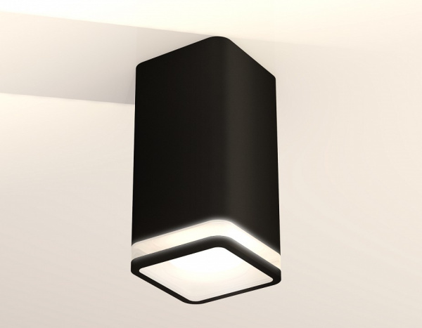 Накладной светильник Ambrella Light XS XS7821020