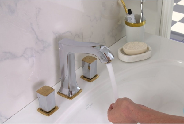 Смеситель для раковины hansgrohe METROPOL CLASSIC 31304090