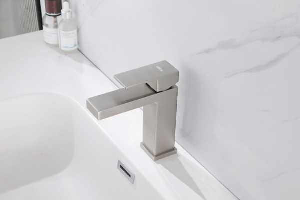 Смеситель для раковины Abber Daheim AF8210SP сатин