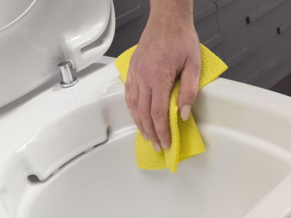 Чаша напольного унитаза Geberit iCon 200460000 безободковая, белый