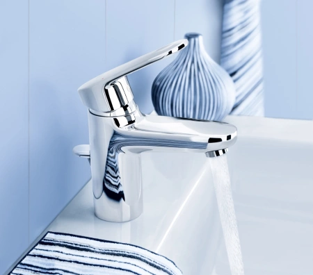 Смеситель Grohe Europlus II 32612002 для раковины