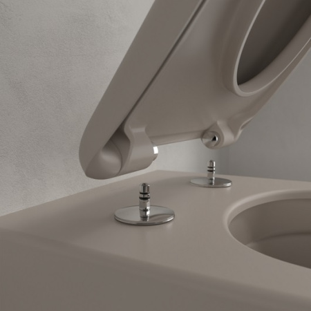 Крышка-сиденье для унитаза Villeroy&Boch Antao 8M67S1AM миндальный