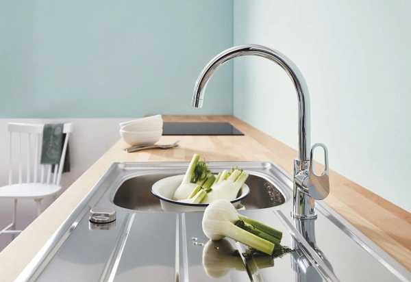 Смеситель для кухни Grohe BauFlow 31538001 хром