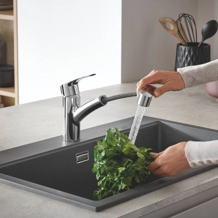 Смеситель для кухни Grohe Eurosmart 30305001 хром