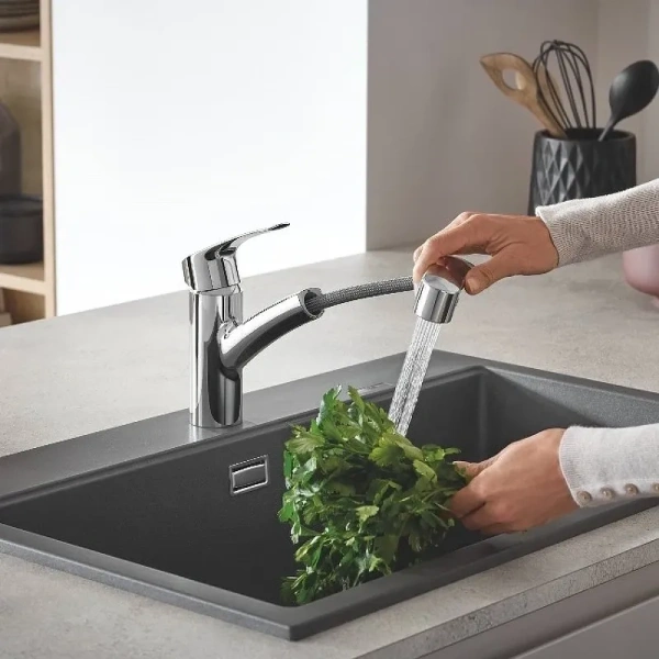 Смеситель для кухни Grohe Eurosmart 30305001 хром
