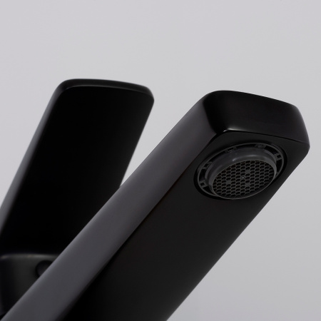 Смеситель для раковины WasserKRAFT Bever 2403 черный матовый