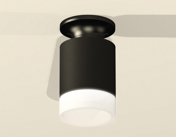 Накладной светильник Ambrella Light XS XS6302111