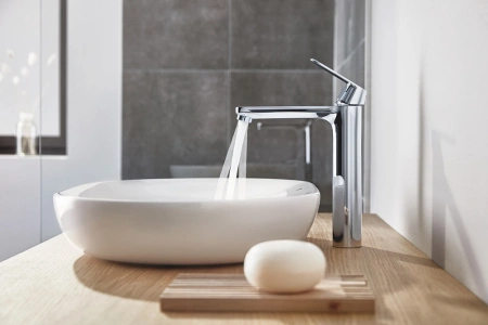 Смеситель для раковины Grohe Eurosmart Cosmopolitan 23921000 хром
