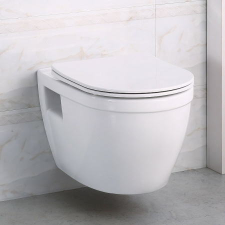 Подвесной унитаз BelBagno Loto BB070CHR/SC с сиденьем
