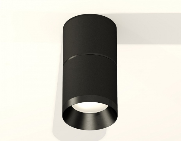 Накладной светильник Ambrella Light XS XS7402161