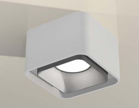 Накладной светильник Ambrella Light XS XS7832003