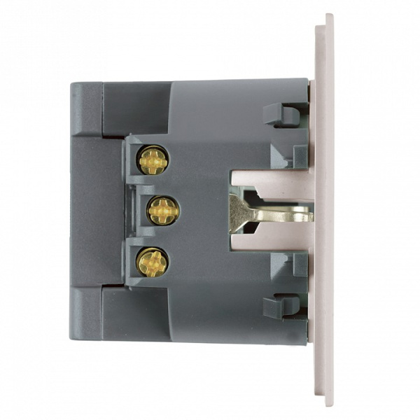 Розетка с заземлением и со шторкой и 2хUSB type A и C, без рамки Stekker Мия 50482