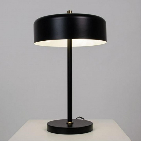 Настольная лампа декоративная Arte Lamp Skat A7052LT-2BK