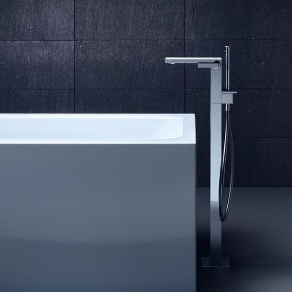 Напольный смеситель для ванны Axor MyEdition 47440000 с душевым гарнитуром хром/зеркальное стекло