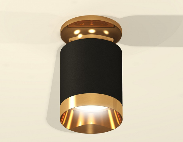 Накладной светильник Ambrella Light XS XS6302160