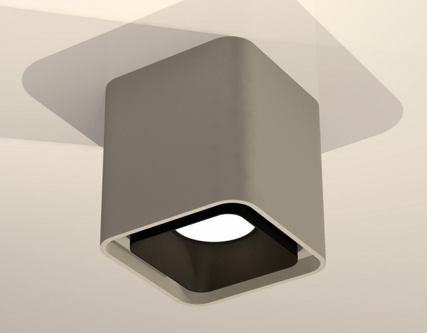 Накладной светильник Ambrella Light XS XS7842002