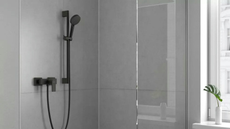 Душевой гарнитур hansgrohe Vernis Blend 26422670 матовый черный