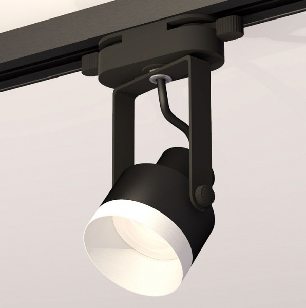 Светильник на штанге Ambrella Light XT XT6602040