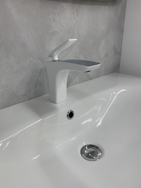 Смеситель для раковины Timo Helmi 4061/00-16F