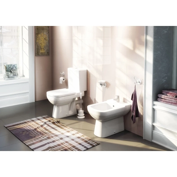 Унитаз-компакт Kirovit Домино 4640021062333 с сиденьем микролифт, белый