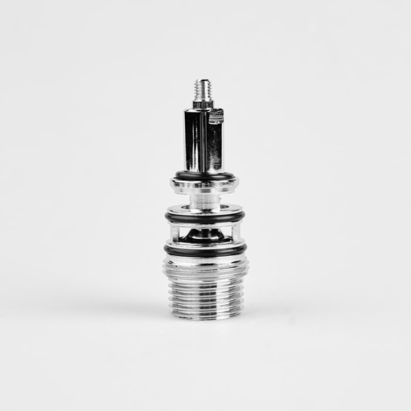 Дивертор Iddis 997B0256SM-P хром глянец