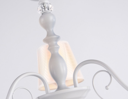 Подвесная люстра Ambrella Light TR TR4601
