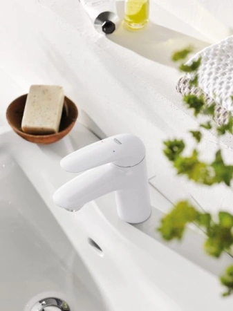 Смеситель для раковины Grohe Eurostyle 23707LS3 белая луна