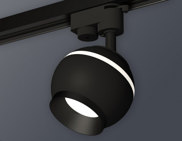 Светильник на штанге Ambrella Light XT XT1102002